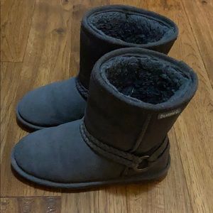 grey bear paw boots